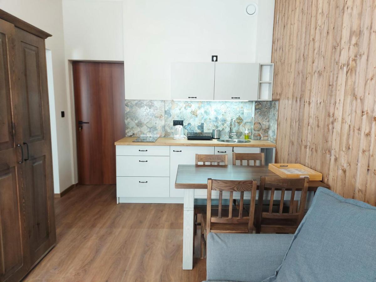 4 Strony Swiata Pokoje I Apartamenty Dzwirzyno Bagian luar foto
