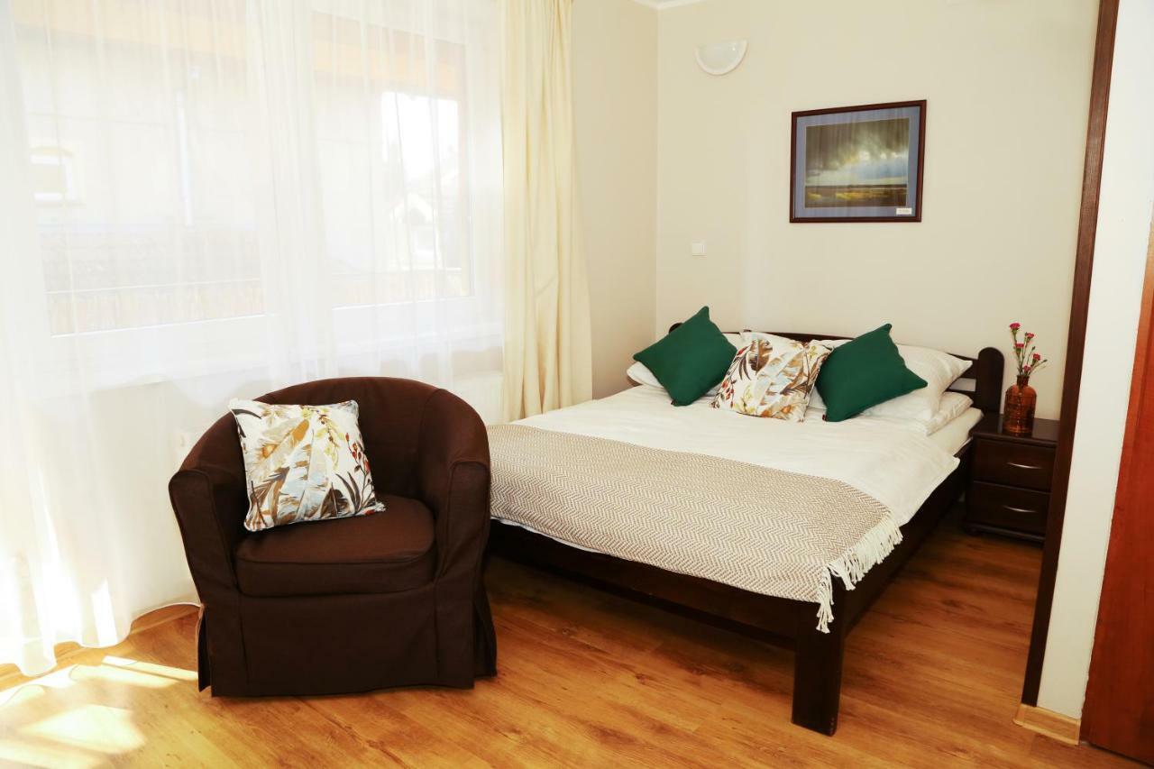 4 Strony Swiata Pokoje I Apartamenty Dzwirzyno Bagian luar foto